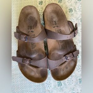 Birkenstock Birki’s Sandals taupe/brown color size 38